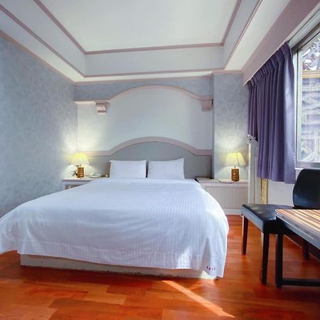 Chrysler Hotel Taipei Eksteriør billede